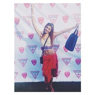 Taylor Hill feet photo 3