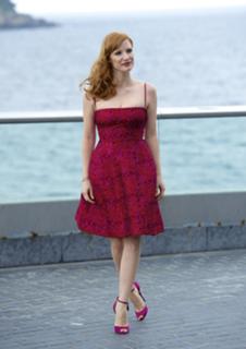Jessica Chastain feet photo thumbnail