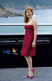 Jessica Chastain feet photo thumbnail