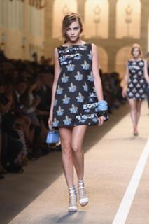Cara Delevingne feet photo thumbnail