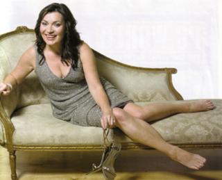 Lorraine Kelly feet photo 1