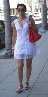 Emmy Rossum feet photo thumbnail