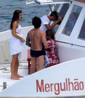 Bruna Marquezine feet photo thumbnail