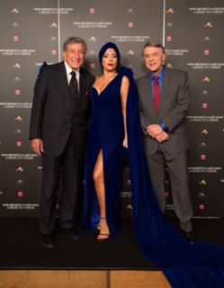 Lady Gaga feet photo thumbnail
