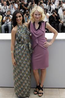 Naomi Watts feet photo thumbnail