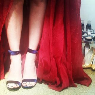 Olivia Munn feet photo thumbnail
