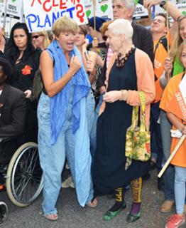 Emma Thompson feet photo thumbnail