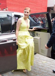 Jessica Chastain feet photo thumbnail