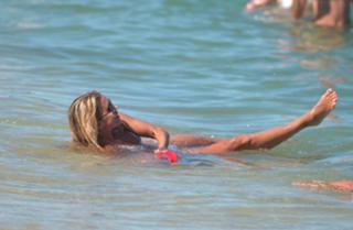 Sylvie Meis feet photo thumbnail