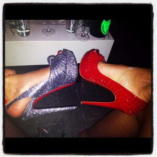 Nabilla Benattia feet photo thumbnail