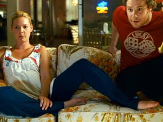 Katherine Heigl feet photo thumbnail