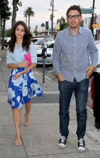 Emmy Rossum feet photo thumbnail