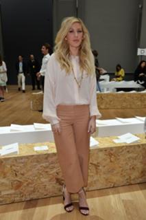 Ellie Goulding feet photo thumbnail