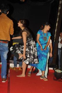 Sonam Kapoor feet photo thumbnail