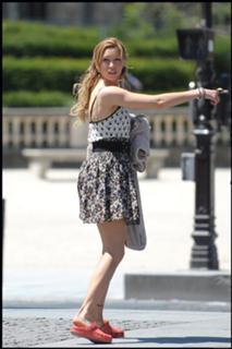 Katie Cassidy feet photo thumbnail