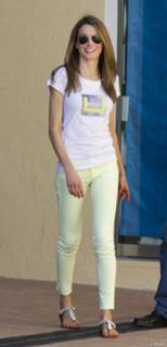 Queen Letizia of Spain feet photo thumbnail