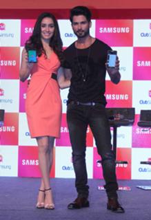 Shraddha Kapoor feet photo thumbnail