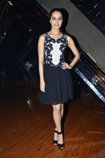 Shraddha Kapoor feet photo thumbnail