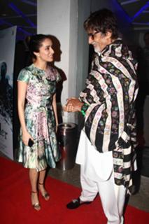 Shraddha Kapoor feet photo thumbnail