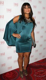 Christina Milian feet photo thumbnail