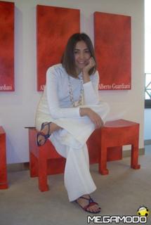 Caterina Balivo feet photo thumbnail