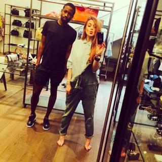 Lindsay Lohan feet photo thumbnail