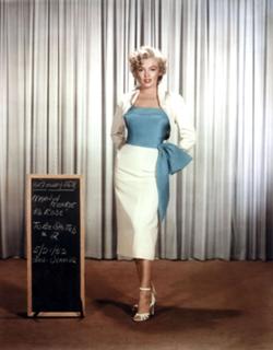 Marilyn Monroe feet photo thumbnail
