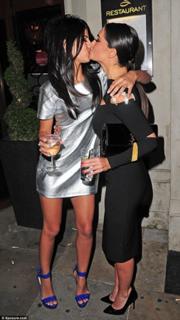 Jasmin Walia feet photo thumbnail