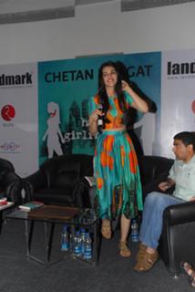 Kriti Sanon feet photo thumbnail