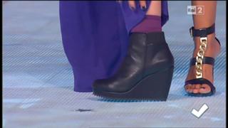 Caterina Balivo feet photo thumbnail