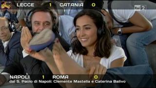 Caterina Balivo feet photo thumbnail