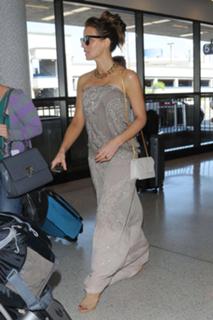 Kate Beckinsale feet photo thumbnail