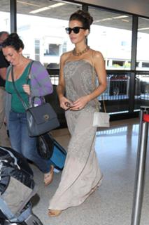 Kate Beckinsale feet photo thumbnail