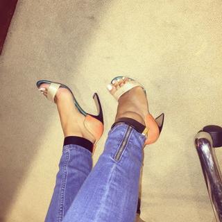 Karrueche Tran feet photo thumbnail