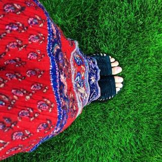 Nicole Richie feet photo thumbnail