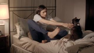 Famke Janssen feet photo thumbnail