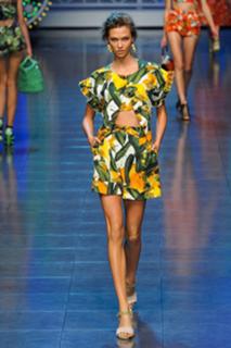 Karlie Kloss feet photo thumbnail