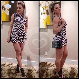 Juliana Salimeni feet photo thumbnail