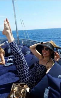 Thalía feet photo thumbnail