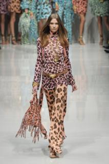 Karlie Kloss feet photo thumbnail