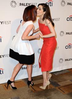 Alyson Hannigan feet photo thumbnail