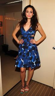Emmy Rossum feet photo thumbnail