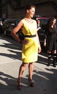 Katherine Heigl feet photo thumbnail
