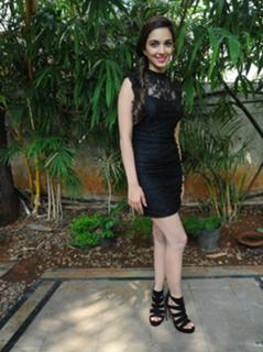 Kiara Advani feet photo thumbnail