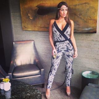 Nikki Garcia feet photo thumbnail