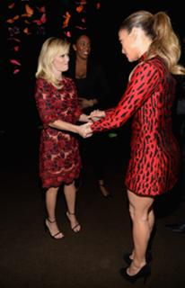 Reese Witherspoon feet photo thumbnail