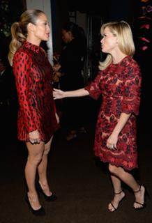 Reese Witherspoon feet photo thumbnail