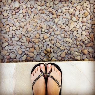 Giovanna Lancellotti feet photo thumbnail