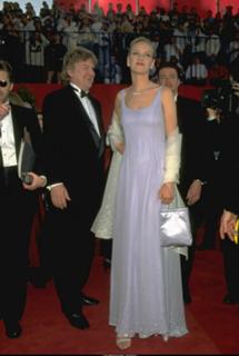 Uma Thurman feet photo thumbnail