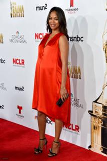 Zoe Saldana feet photo thumbnail